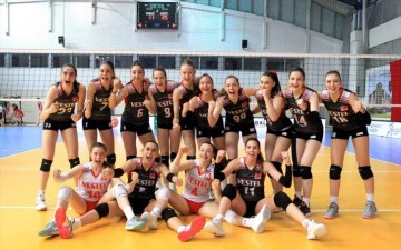 17 Yaş Altı Kadın Milli Voleybol Takımı Balkan Şampiyonası'nda finale y&uuml;kseldi