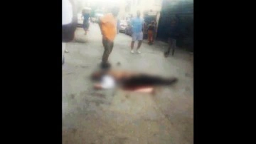 Adana'da korkun&ccedil; cinayet: Sokakta tartıştığı amcasını canice &ouml;ld&uuml;rd&uuml;