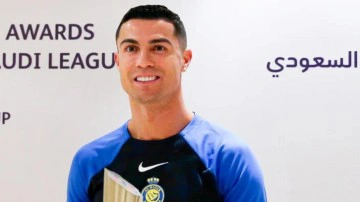 Al Nassr farka koştu! Ronaldo tarihe ge&ccedil;ti