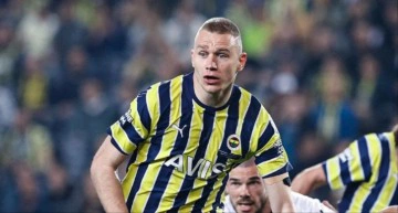 Attila Szalai kimdir, ka&ccedil; yaşında? Attila Szalai hangi takımda oynuyor?