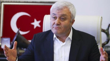 CHP İzmir Milletvekili Tuncay &Ouml;zkan'ın annesi hayatını kaybetti!