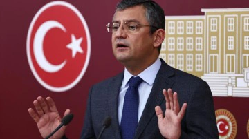CHP'li &Ouml;zel, Fahrettin Altun'a 10.000 TL daha tazminat &ouml;deyecek... Yalana doymadılar