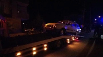 &Ccedil;orum'da iki otomobil &ccedil;arpıştı: 1 yaralı