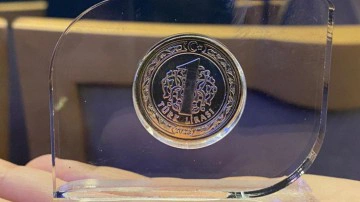 Cumhurbaşkanı Erdoğan'ın G&ouml;reve Başlama T&ouml;reni dolayısıyla hatıra parası bastırıldı