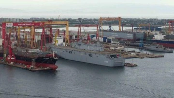 D&uuml;nyanın ilk SİHA gemisi TCG Anadolu yeniden Tuzla'da!