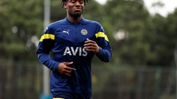 Fenerbah&ccedil;e'de, Batshuayi'nin yerine s&uuml;rpriz yeni 9 numara!