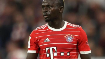 Galatasaray'dan flaş hamle! D&uuml;nya yıldızının durumunu sordu