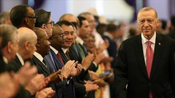 G&ouml;reve Başlama T&ouml;reni'ne hayran kalan Murat Bardak&ccedil;ı'dan ses getiren benzetme