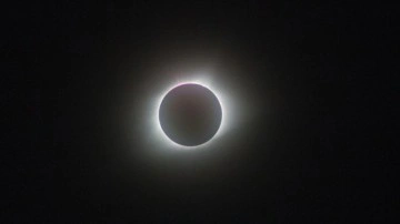 G&uuml;neş tutulması nasıl olur, ne kadar s&uuml;rer? G&uuml;neş tutulması ka&ccedil; ayda bir olur? G&uuml;neş tutulması ayın