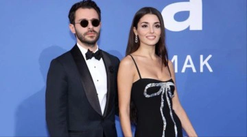 Hakan Sabancı ve Hande Er&ccedil;el aşkı tam gaz! Romantik pozlarını aynı anda paylaştılar