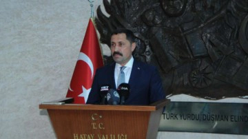Hatay Valisi Mustafa Masatlı g&ouml;reve başladı: Canla başla m&uuml;cadele edeceğiz