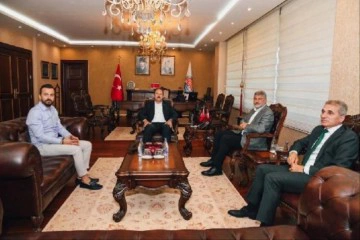 Hatayspor i&ccedil;in Mersin'de yeni futbol sahaları yapılıyor