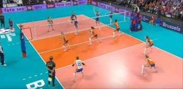 Hollanda - Sırbistan voleybol ma&ccedil;ı hangi kanalda, şifresiz mi?