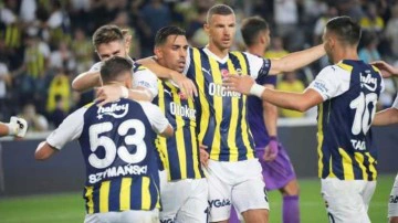 Kadık&ouml;y'de &uuml;&ccedil; goll&uuml; galibiyet! Fenerbah&ccedil;e play-off'a g&ouml;z kırptı