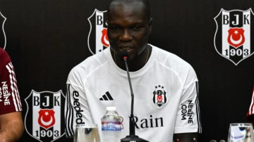 Kamerun'dan Beşiktaş'a k&ouml;t&uuml; haber! Aboubakar...