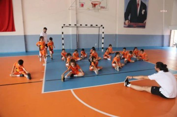 Kartal Belediyesi &Uuml;cretsiz Yaz Spor Okulu Başladı