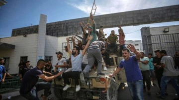 Katar, İsrail ve Hamas arasında esir takası i&ccedil;in arabuluculuk yapıyor