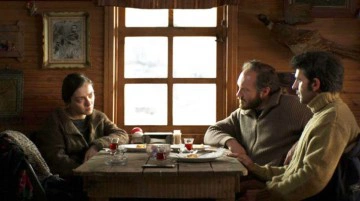 Nuri Bilge Ceylan'ın Kuru Otlar &Uuml;st&uuml;ne filmi T&uuml;rkiye'nin Oscar adayı oldu