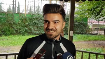 &Ouml;mer &Ccedil;i&ccedil;ek kimdir? Ka&ccedil; yaşında ve nereli? &Ouml;mer &Ccedil;i&ccedil;ek'in biyografisi!