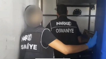 Osmaniye'de bir TIR&rsquo;da 145 kilo skunk ele ge&ccedil;irildi