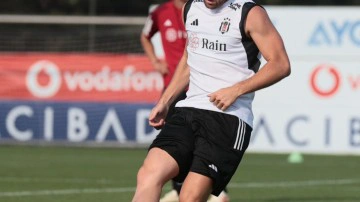 Rebic, Beşiktaş ile ilk antrenmanına &ccedil;ıktı