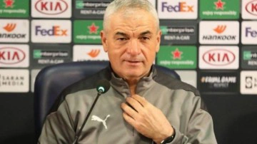 Rıza &Ccedil;alımbay: Beşiktaş şampiyonluğa oynar