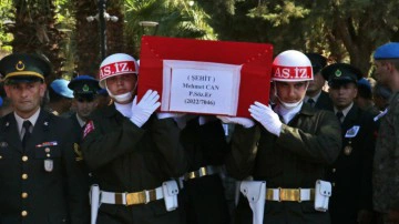 Şehit Piyade S&ouml;zleşmeli Er Mehmet Can, Osmaniye'de son yolculuğuna uğurlandı