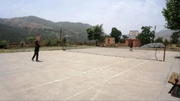 Siirtli kuzenler beton sahada T&uuml;rkiye 5'incisi oldu