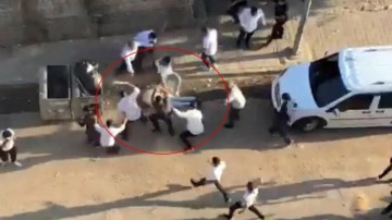 Şırnak&rsquo;ta aileler arasında taşlı, sopalı kavga!