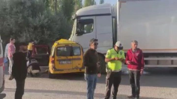 Sivas'ta kahreden kaza: 4 &ouml;l&uuml; 1 yaralı