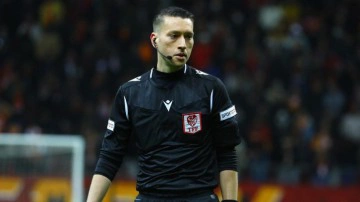 S&uuml;per Lig'de ilk haftanın hakemleri belli oldu!