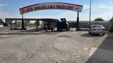 Ter&ouml;r &ouml;rg&uuml;t&uuml; YPG/PKK mensuplarınca atılan roketler Kilis'te sınır b&ouml;lgesine d&uuml;şt&uuml;