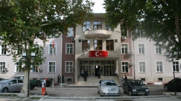 Valilik iptal etti! '&Ouml;mer Halisdemir Caddesi" a&ccedil;ıklaması