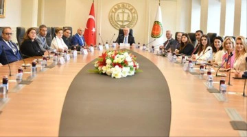 Yargıtay Başkanı Akarca, Cezayir Cumhuriyeti Y&uuml;ksek Yargı Okulu M&uuml;d&uuml;r&uuml; Djadi'yi kabul etti