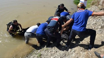 Yaz aylarıyla birlikte boğulma vakaları arttı: Bir g&uuml;nde 6 şehirde 8 kişi hayatını kaybetti